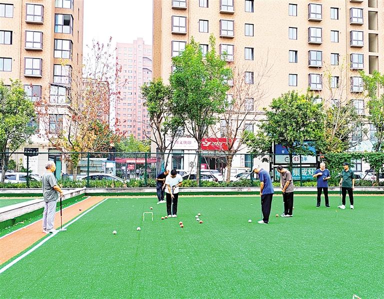 员参加培训, 之间的交流 员参加培训, 之间的交流